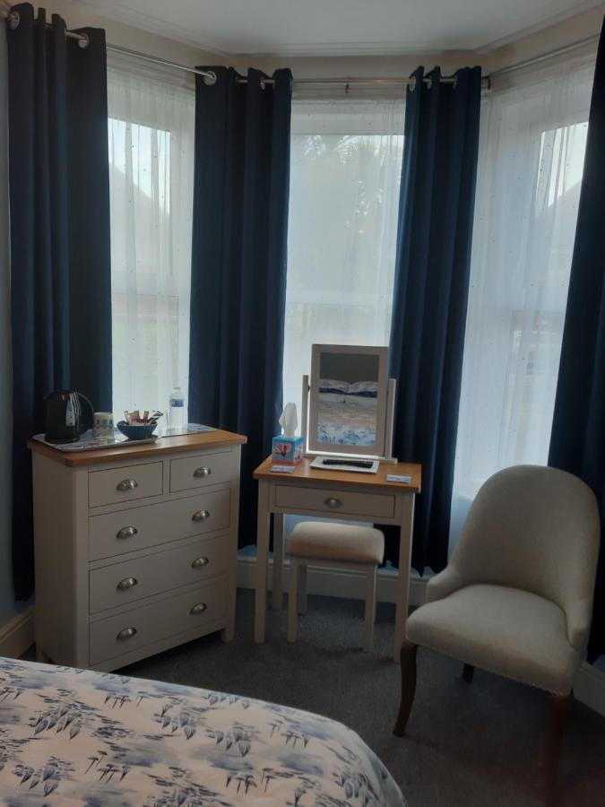 South Rising Guest House Poole Bagian luar foto