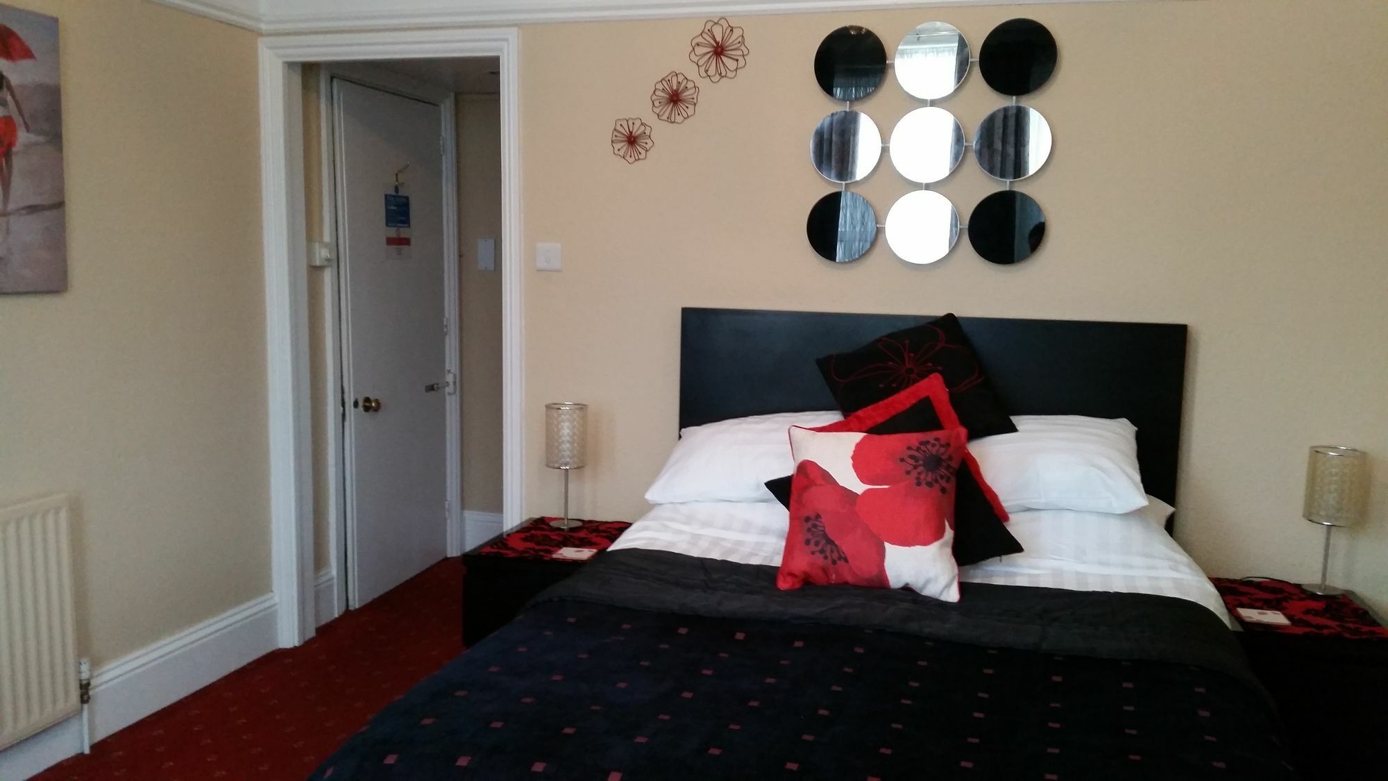 South Rising Guest House Poole Bagian luar foto